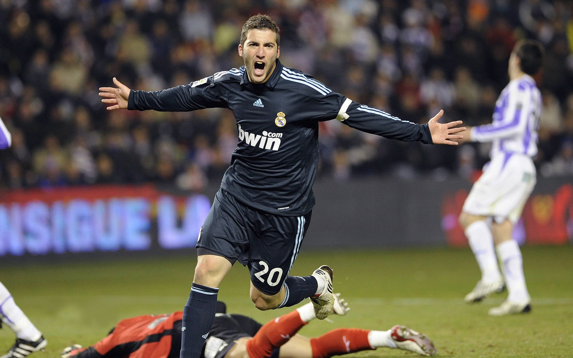 开云体育-“法甲历史性战役，豪门巅峰激烈角逐”，法甲战况